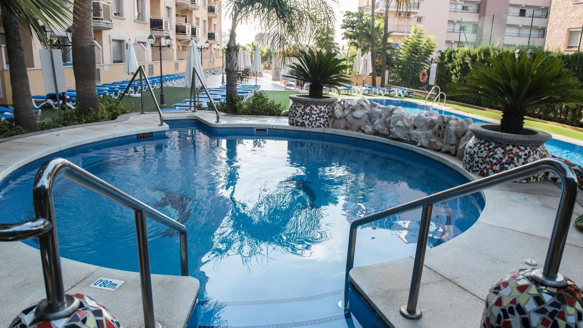 פואנגירולה Mediterraneo Real Beach And Pool Apartment