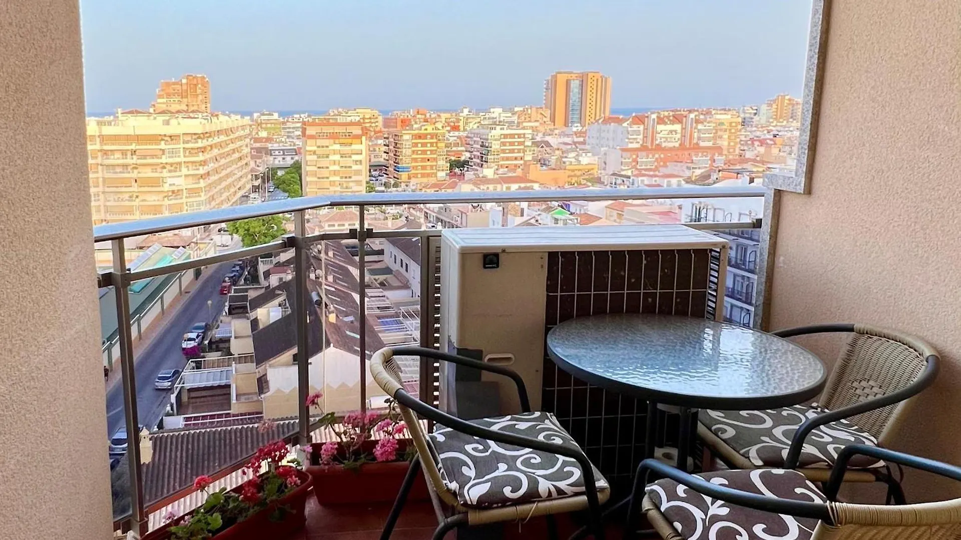 Mediterraneo Real Beach And Pool Apartment Фуэнхирола